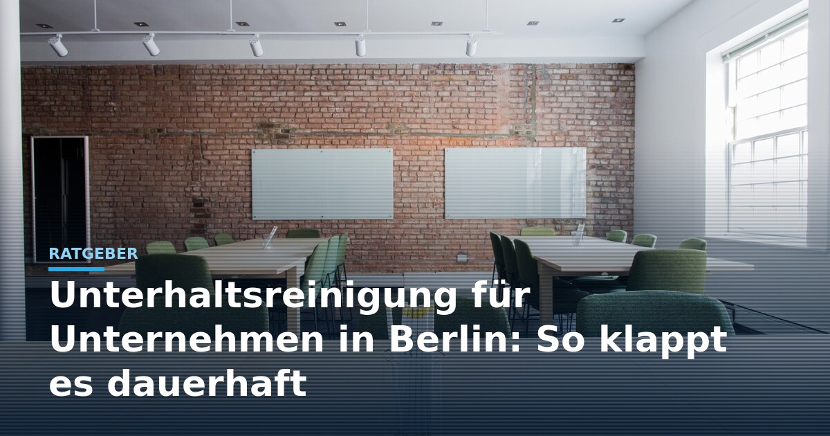 Reinigungskraft bei der regelm&auml;&szlig;igen Unterhaltsreinigung in einem Berliner B&uuml;rogeb&auml;ude